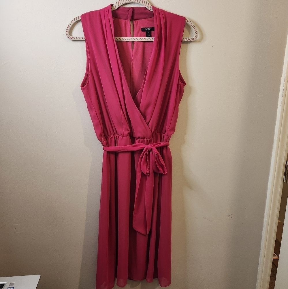 MSK Fuchsia V-Neck Tie Waist Ruffle Layer Dress - New Without Tags Size 10 - Picture 2 of 9